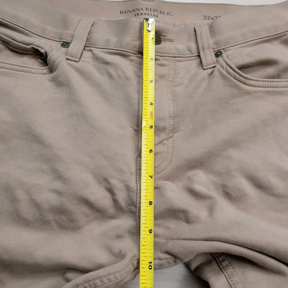Banana Republic Jeans Mens 30x28‎ Traveler Athletic Tapered Fit Khaki Denim